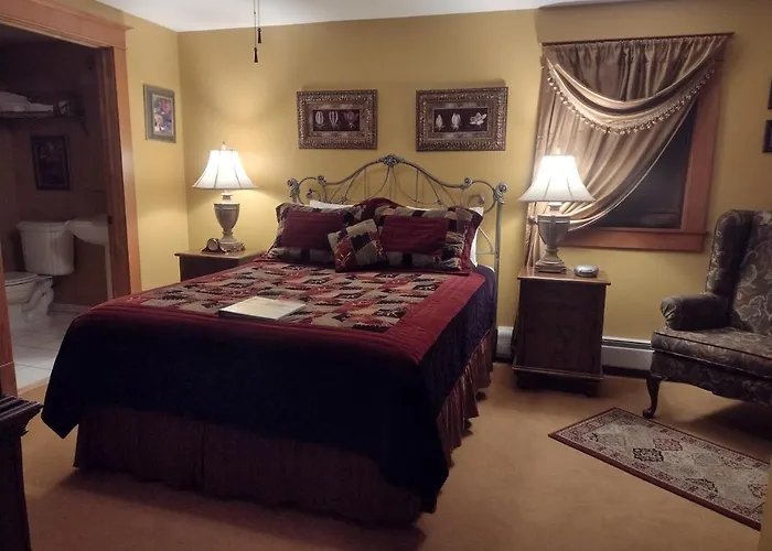 The Historic 3* Elk Mountain